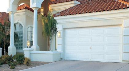 Amarr Lincoln Garage Door product photo